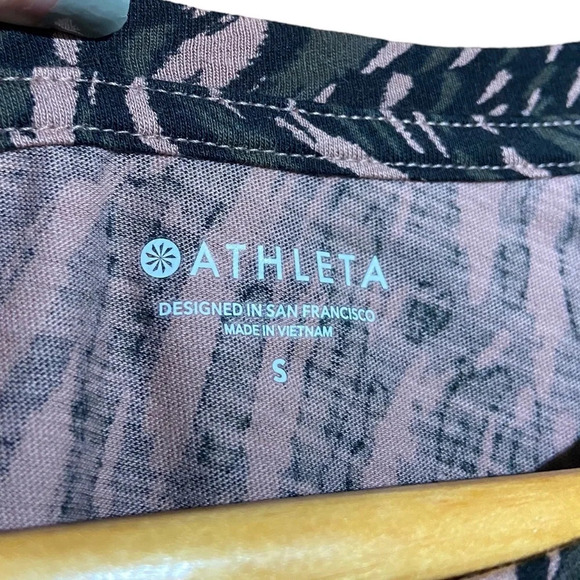 Athleta Organic Daily Printed Tee Abstraction‎ Black Peat Size Small RN 54023 - Picture 7 of 8